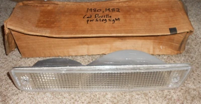 全新 NOS GM 1980,1982 凯迪拉克 Deville L/H 停车灯 原始设备制造商 # 914621 复古 OE — 第 1/3 张图片