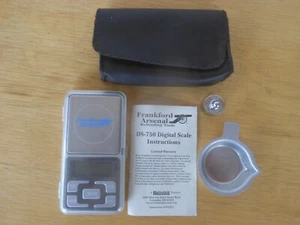 FRANKFORD Arsenal Reloading Digital Scale DS-750 with Case and Instructions - Picture 1 of 8