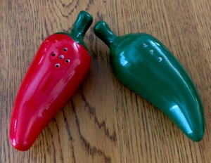 Red & Green Jalapeno Salt And Pepper Shaker 4” New - Picture 1 of 5