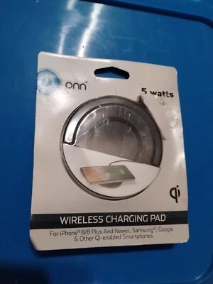 ONN Wireless Charging Pad Phone Charger iPhone 8/8plus or higher Samsung Google - Image 1 of 2