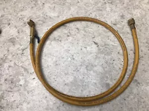 Yellow Jacket Plus II 1/4" Refrigeration Charging Hose Yellow 36" - Picture 1 of 4