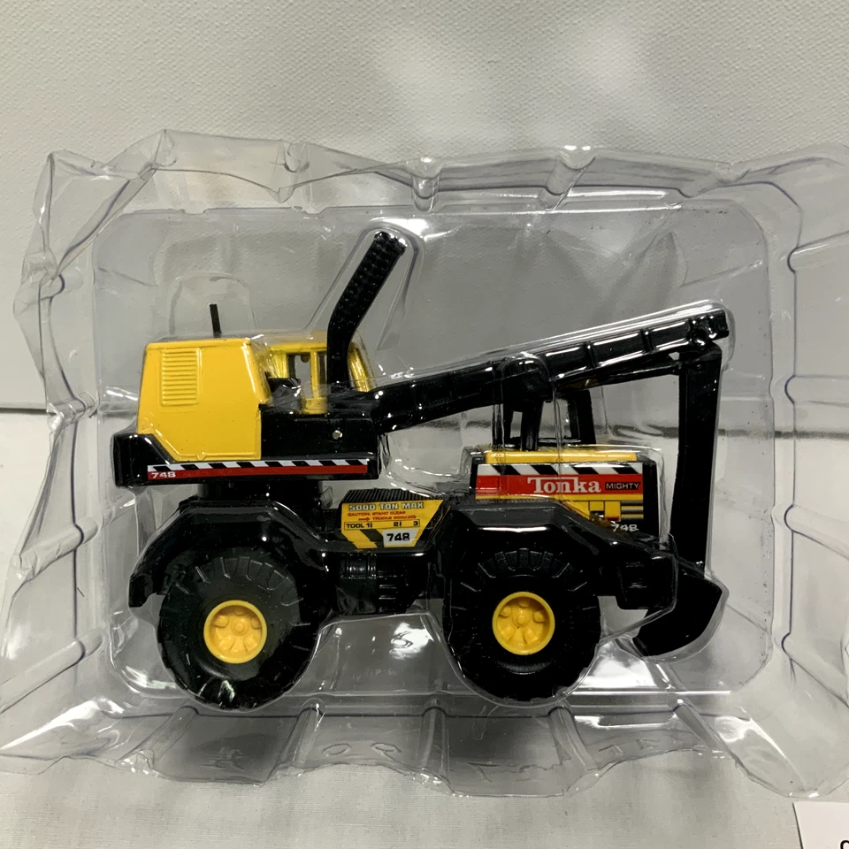 Retroexcavadora Tonka Mini 4 pulgadas Mighty 748 réplica #762906 Foto 1 de 3