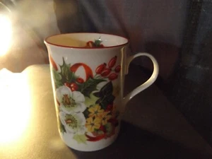 Crown Trent Christmas Mug Cup England 4” Bone China Red Ribbons White Flowers - Picture 1 of 10