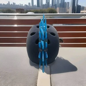Krash! Casco de Bicicleta LED Azul Calavera Laberinto Juvenil 8+ (54-58cm) - Imagen 1 de 6