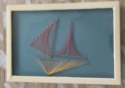 Ancien Tableau Cadre en Fils Tendus /Clous Voilier Bâteau Années 70 - Photo 1/3