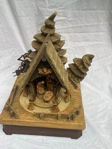 Vintage Anri geschnitzte geschnitzte Spieluhr mit Licht Krippe Thorens LESEN - Bild 1 von 9