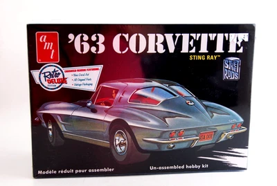 AMT 86112 1963 Chevy Corvette Model Car - Image 1 of 4