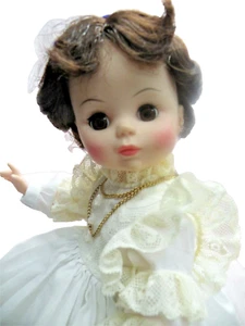 Vtg Emily Dickenson 14" Madame Alexander vinyl doll American poet w/ box Retired - Picture 1 of 8
