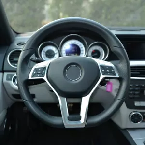 Cubierta del volante para Mercedes Benz W176 W204 W212 2012-2014 borde ABS plateado - Imagen 1 de 9