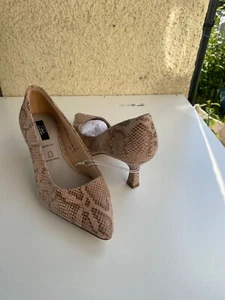 NEU M&S Pumps weite Passform Leder Schlangenleder spitz zulaufend Pfennigabsatz UK 7,5 - Bild 1 von 13