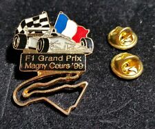 Formule 1 Épinglette F1 Grand Prix 1999 Magny-Cours Argenté Mack Avec Tronçon