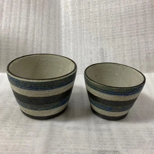 Akio Nukaga Kasama Ware Set 2 grau getönte waagerecht gestreifte Tassen L+M 2021 JP - Bild 1 von 7