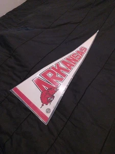 Banderín de fieltro Arkansas Razorbacks de colección de Wincraft 30" X 12" con licencia de la NCAA - Imagen 1 de 10