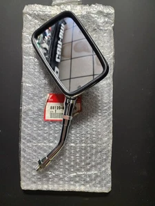 ESPEJO RETROVISOR IZQUIERDO HONDA OEM NOS 88120-MF5-000 83/85/86 SHADOW 500 VT500C - Imagen 1 de 3