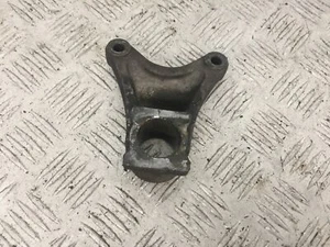 SUZUKI GSXR600 GSXR 600 K1 K2 REAR CALIPER BRACKET YEAR 2000 (STOCK 877) - Picture 1 of 2