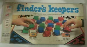 FINDERS KEEPERS MEMORY GIOCO DA TAVOLO 1969 MILTON BRADLEY - COMPLETO - Foto 1 di 2