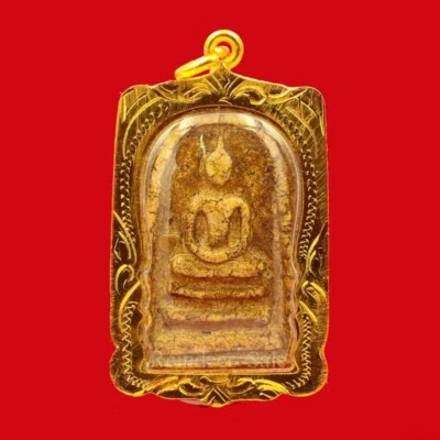 P4 Phra Somdej Amuleto Wat Rakhang Khositaram Bangkok Enmarcado Chapado en Oro Afortunadamente Foto 1 de 4