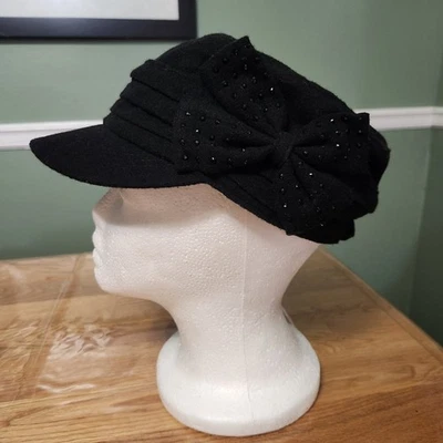 Gorra de taxista negra para mujer con lazo de estrás elegante Foto 1 de 4
