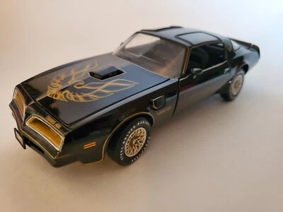 Franklin Mint 1977 Pontiac Firebird Trans AM Smokey And The Bandit Diecast Car - Image 1 of 4