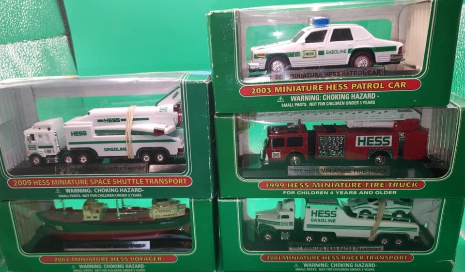 Miniaturas Hess - Transbordador espacial, coche de policía, camión de bomberos, Voyager, transporte de corredor Foto 1 de 1