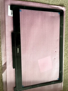 Bisel LCD Dell YMT5D - Imagen 1 de 1