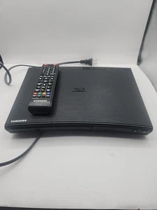 Samsung BD-JM51 Blu-ray Disc Player with Remote-Tested & Working. No HDMI CABLE - Picture 1 of 10