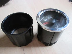 Navistar International LT 3768422C2 Engine Oil Temp Gauge 100-300F #M149XA - Picture 1 of 8