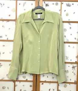 Jones New Women’s Silk Blouse Sz 16 Long Sleeve Button Up Easter Green Pintuck - Picture 1 of 9