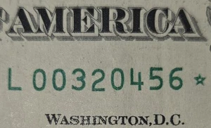 $1 Star Bill FANCY SERIAL # 00320456* -2017 - Picture 1 of 4