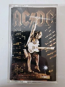 Stiff Upper Lip von AC/DC (Cassette Tape, 2000) - Bild 1 von 2