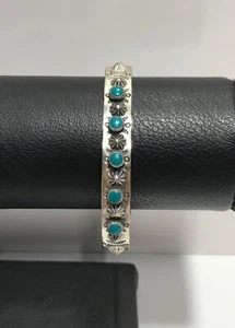 Vintage Native American Sterling Silver Cuff Bracelet With Turquiose Stones - Picture 1 of 13