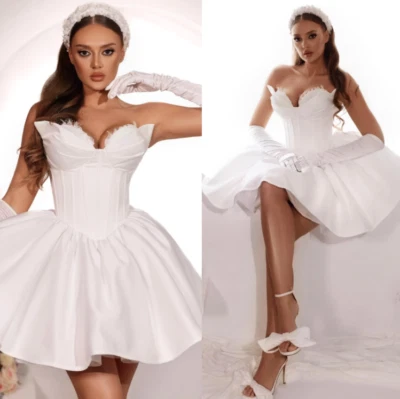 Preciosos Vestidos de Novia Cortos Línea A Mini Vestido de Novia Hueso Corpiño Foto 1 de 4