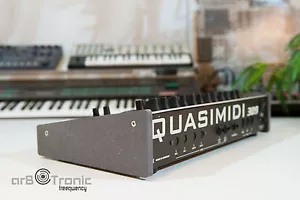 Quasimidi 309 / Polymorph Holz Ständer Seitenteile Sidepanels Desktop Stand MDF - Picture 1 of 10