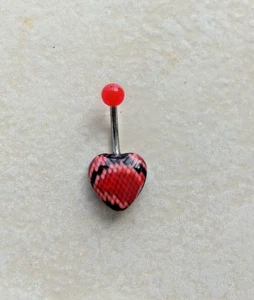 Belly Navel Ring Snakeskin Heart Red Black Print Acrylic & Surgical Steel BB2 - Picture 1 of 2