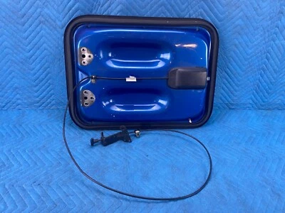 Freightliner Coronado Cabine Lateral Armazenamento Porta Inferior com Trava de Trava 2016 Fabricante de Equipamento Original - Imagem 1 de 4