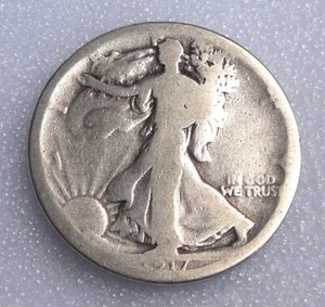 1917-D *REVERSE* MINT ~ WALKING LIBERTY HALF DOLLAR - 90% SILVER U.S. 50c COIN - Picture 1 of 5