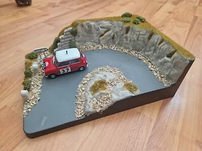 DEAGOSTINI 1/43 RARE EXCLUSIVE MINI COOPER S MONTE CARLO RALLY CAR + DIORAMA SET - Image 1 of 4