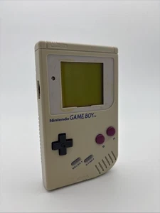 Nintendo Game Boy Spielkonsole - Grau (DMG-01) - Bild 1 von 4