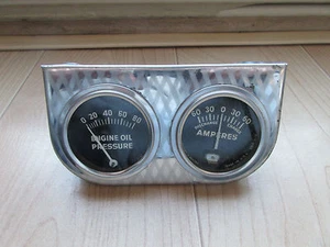 Original 1960s Oil Pressure and Amp Gauges SCTA  - Bild 1 von 4