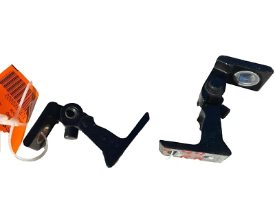 Комплект верхних и нижних петель для задней двери 2015 AUDI Q5 Utility со стороны пассажира под правую руку - Изображение 1 из 4