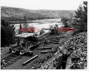 4BB659 RP RAILROAD THREE TRACK LAYING MACHINES AT WORK WHAT ROAD WHERE - Photo 1/1