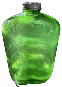 Bottiglia goffrata frigorifero acqua vetro verde 2 qt tappo irrigatore piombo IL 1931 - Foto 1 di 11