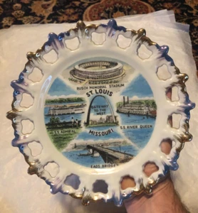 St. Louis Missouri 8" Souvenir Collector Plate - Picture 1 of 4