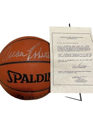 奥斯卡·罗伯森签名亲笔签名 NBA 比赛球签名 AFFIDAVIT COA MILWAUKEE BUCKS — 第 1/4 张图片