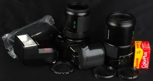 Olympus OM707 AF SLR + Flash Battery Grip, AF 28-85mm, 70-210mm Lens & Flash Kit - Picture 1 of 13