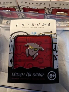 FRIENDS TV Show "Monica Turkey head" Enamel Pin Badge Paladone UK - Picture 1 of 2