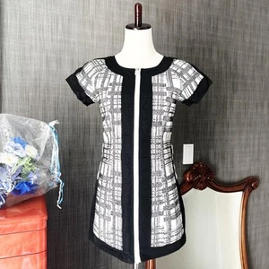 Chanel Tweed Zipper Dress Vest White/Black Size from JP 2507TY - Picture 1 of 7
