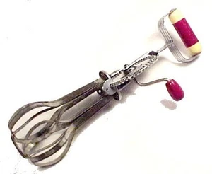 ECKO Egg Beater Hi-Speed A&J Red Cream Wood Handle Vintage Mixer Hand Crank - Picture 1 of 12