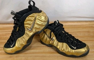 Nike Air Foamposite Pro oro metallizzato e nero 624041-701 taglia 10 - Foto 1 di 20