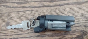Vintage Ford Ignition Mechanism With Keys - Picture 1 of 7